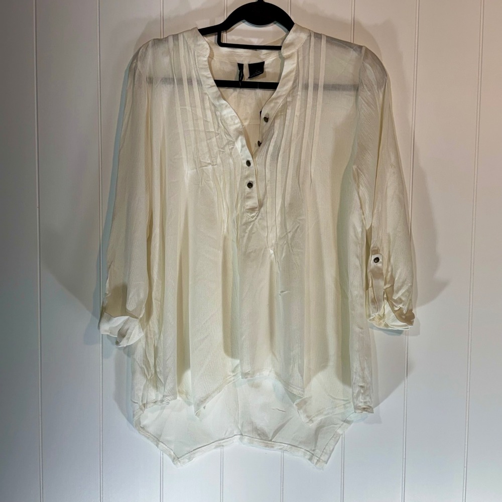 New Directions Blanc De Blanc Ivory Pintuck Henley Blouse Roll Tab Sleeve M